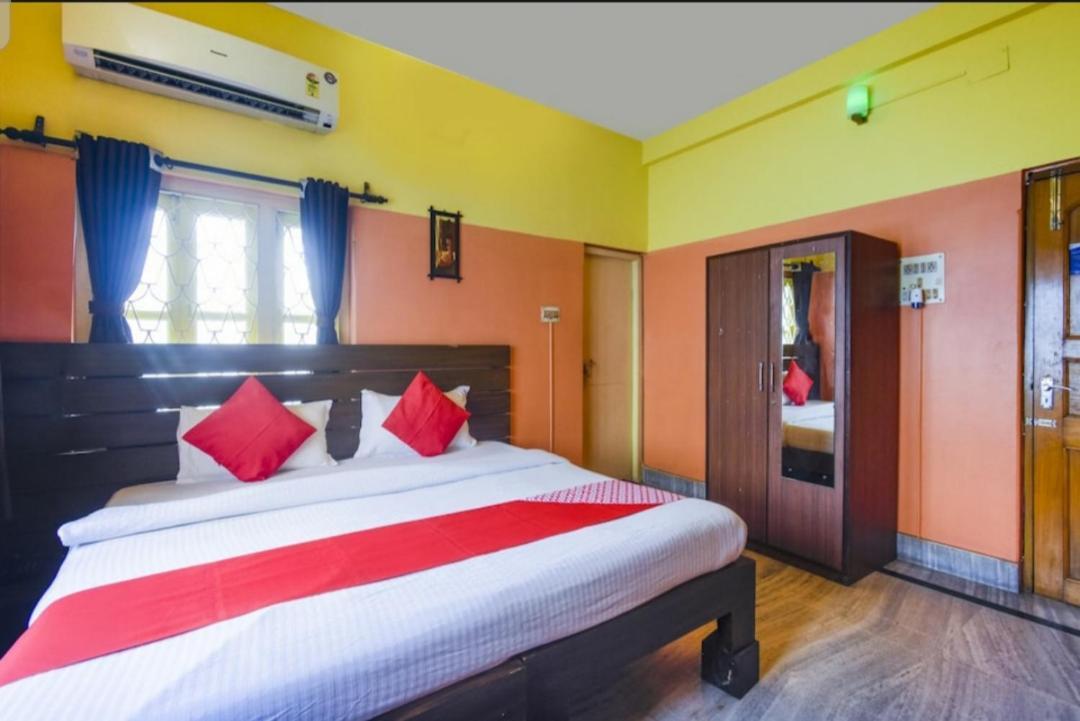 Hotel Galaxy Inn Колката Екстериор снимка
