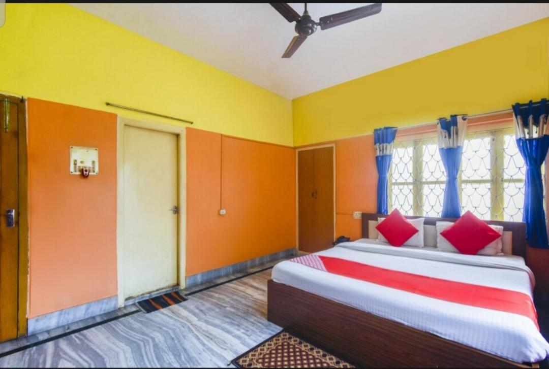 Hotel Galaxy Inn Колката Екстериор снимка